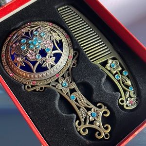 COMB AND MIRROR SET